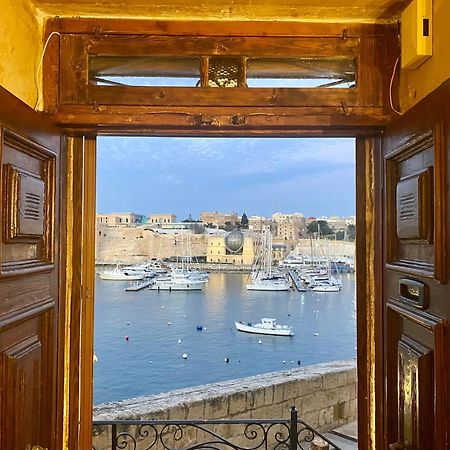 Blue Eye - Waterfront Home In A Scenic Location Birgu Exterior photo